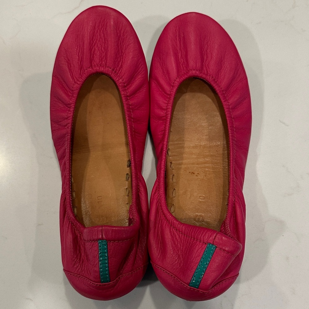 Tieks Magenta Leather Ballet Flats with Teal Heel Tab